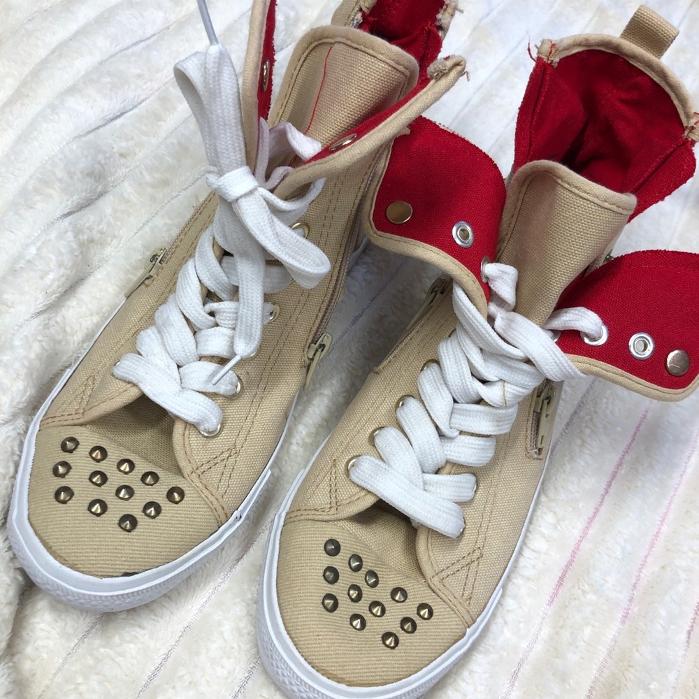 Twisted EUC Tan Canvas Studded Transformer High-Top Sneakers Size 8